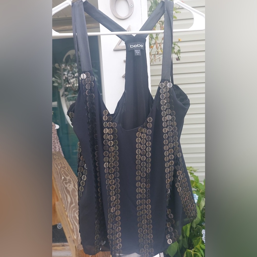 Flowy short tank